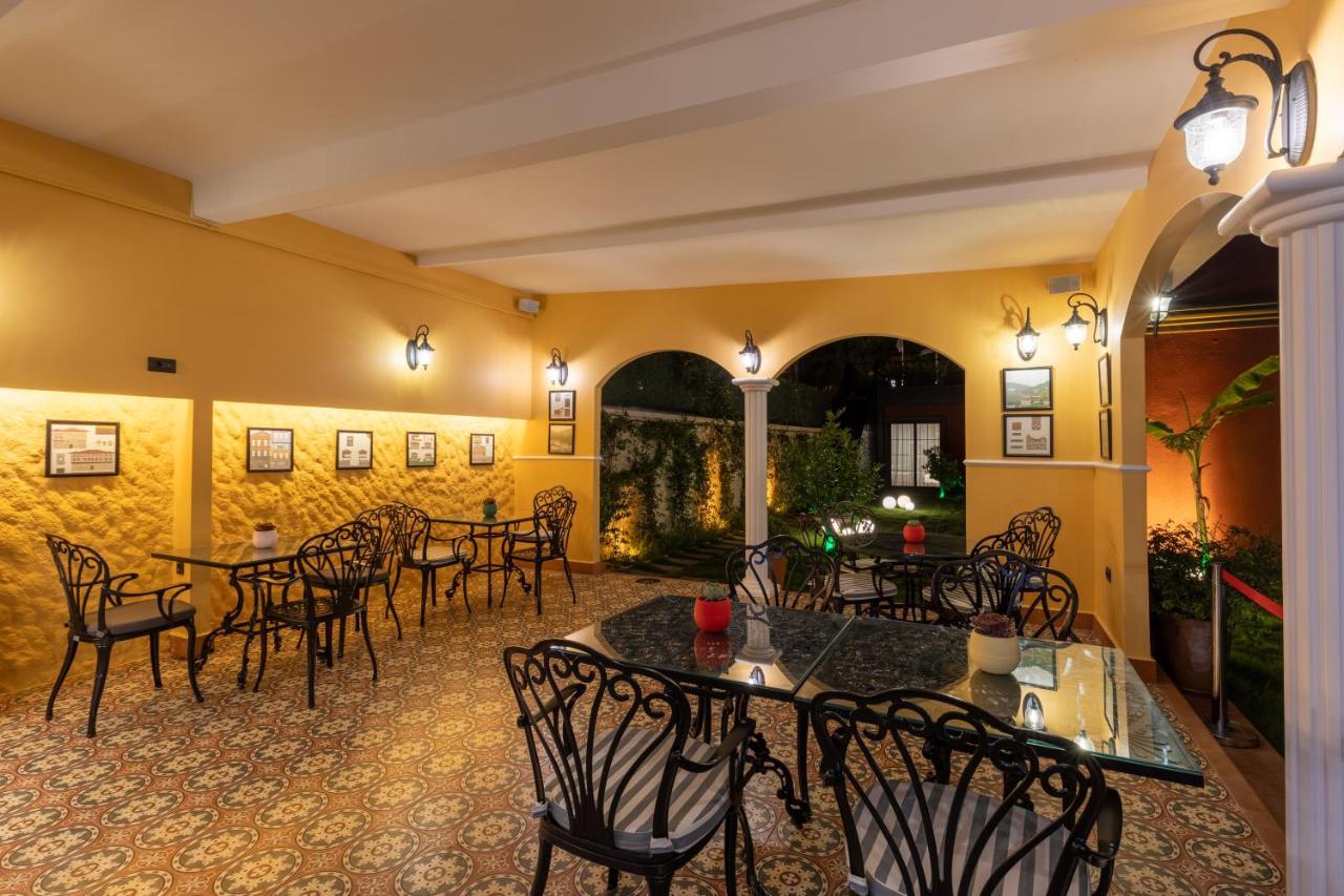 Motif Hotel Çeşme Kültér fotó